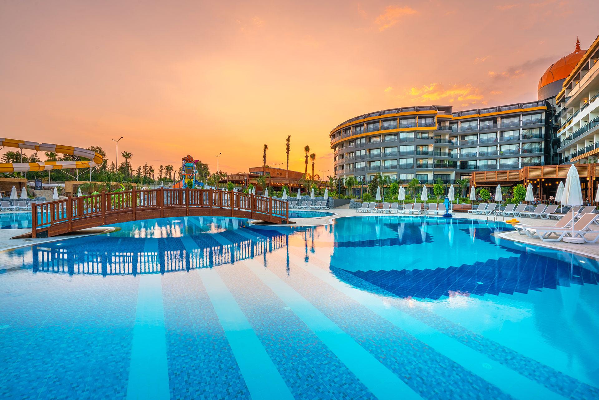 Arnor De Luxe Hotel & Spa Side Exterior foto